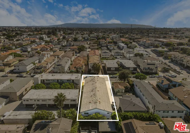 Photo 2 of Multi family home for sale at 2609 Gates Ave, Redondo Beach, CA 90278 | MLS# 26997021 | Listing updated on 2026-10-09