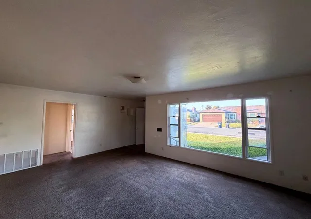 Photo 2 of Single family home for sale at 427 Carmel St, Watsonville, CA 95076 | MLS# ML82059901 | Listing updated on 2026-10-12