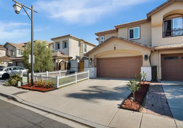 Photo 2 of Multi family home for sale at 4577 Da Vinci, San Diego, CA 92130 | MLS# 260024215SD | Listing updated on 2026-10-06