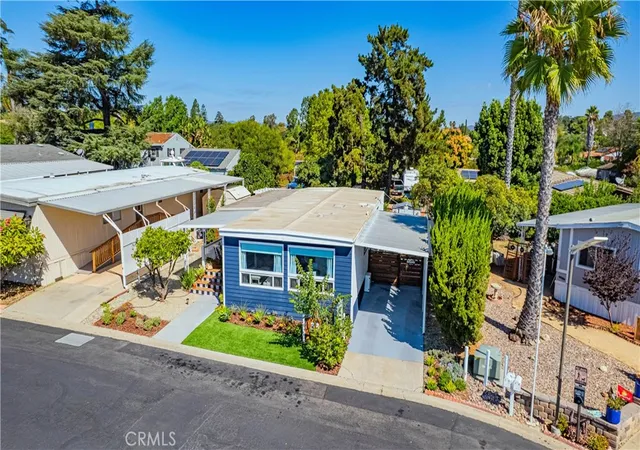 Photo 2 of Manufactured home for sale at 1120 E Mission Rd #33, Fallbrook, CA 92028 | MLS# SW26215982 | Listing updated on 2026-10-05