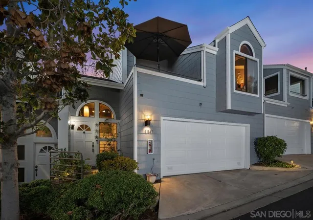 Townhouse for sale at 11147 Scripps Ranch Blvd, San Diego, CA 92131 | MLS# 260024222SD