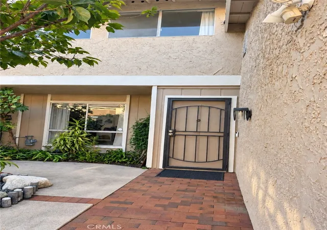 Photo 3 of Single family home for sale at 14155 Elystan Cir, Westminster, CA 92683 | MLS# PW26205469 | Listing updated on 2026-10-11
