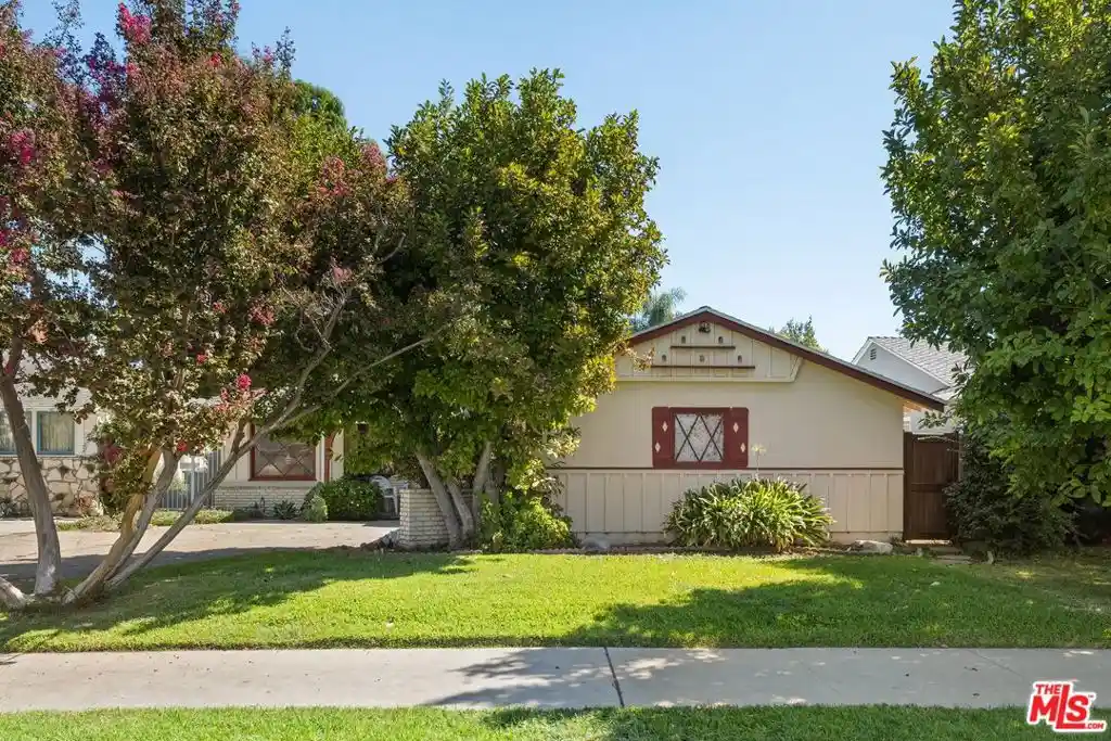 Photo 1 of Single family home for sale at 5832 Ranchito Ave, Van Nuys, CA 91401 | MLS# 26997151 | Listing updated on 2026-10-20
