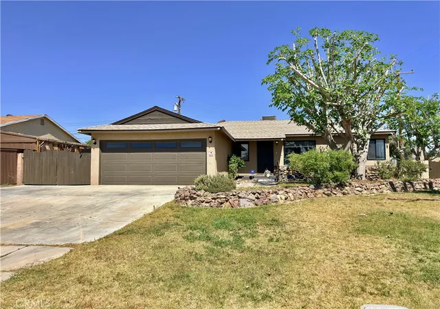 Photo 1 of Single family home for sale at 44118 Kingtree, Lancaster, CA 93534 | MLS# SR26216886 | Listing updated on 2026-10-06