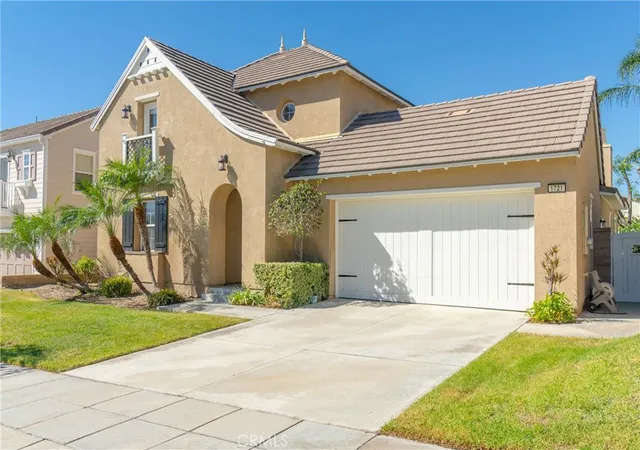 Photo 3 of Single family home for sale at 1721 Arthur Loop W, Upland, CA 91784 | MLS# CV26202189 | Listing updated on 2026-10-11