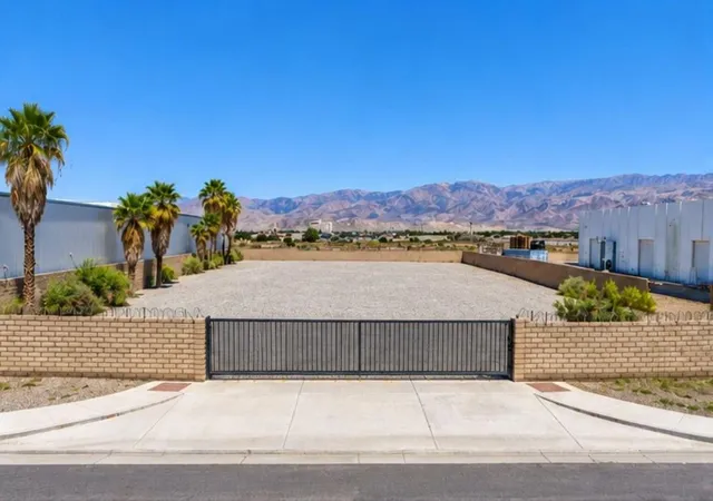Land for sale at 84404 Cabazon Ctr Dr, Indio, CA 92201 | MLS# 219153840DA