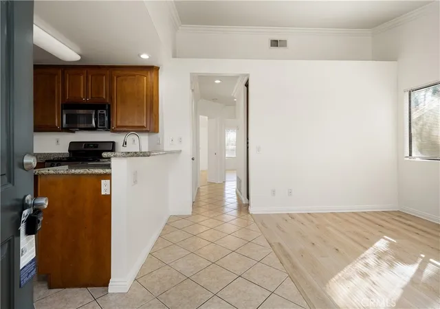 Photo 3 of Condo for sale at 40900 Breezy Pass #D, Palm Desert, CA 92211 | MLS# SB26203063 | Listing updated on 2026-10-11
