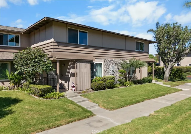 Photo 2 of Single family home for sale at 18328 Brookhurst St, Fountain Valley, CA 92708 | MLS# OC26216986 | Listing updated on 2026-10-27