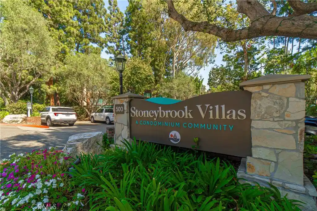 Photo 1 of Condo for sale at 576 N Bellflower #222, Long Beach, CA 90814 | MLS# SB26210682 | Listing updated on 2026-10-22