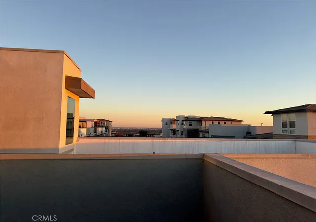 Listing Photo 4 - Condo for sale in building located at 168 Mullberry, Montebello, CA 90640