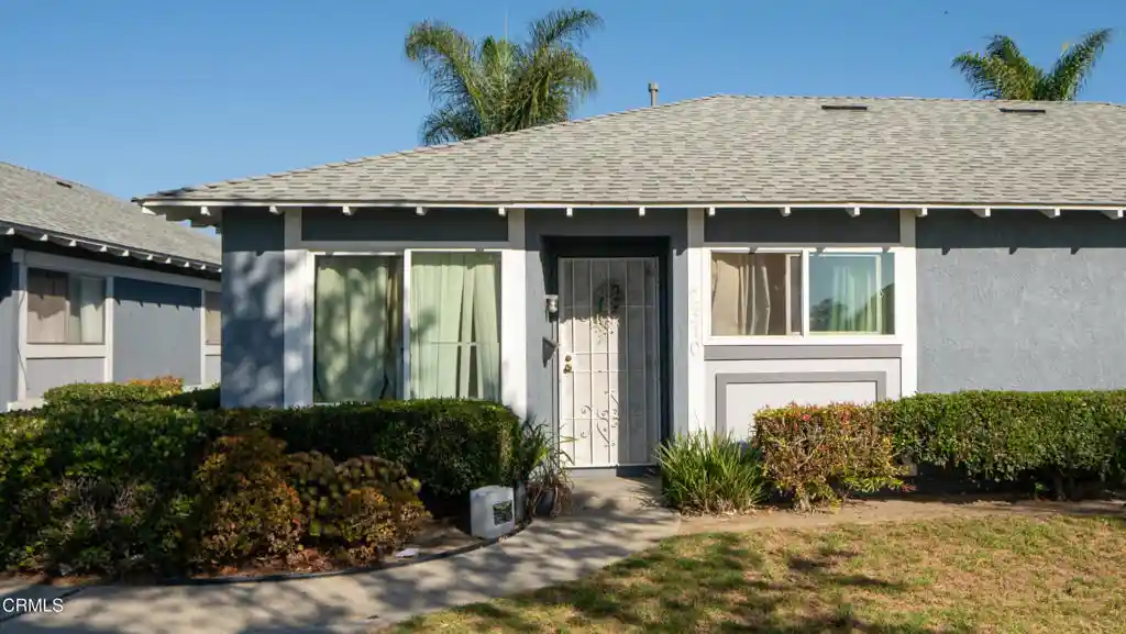 Listing Photo 1 - Condo for sale in 2310 Alexander St located at 2310 Alexander St, Oxnard, CA 93033 - Unit 2310 Alexander St