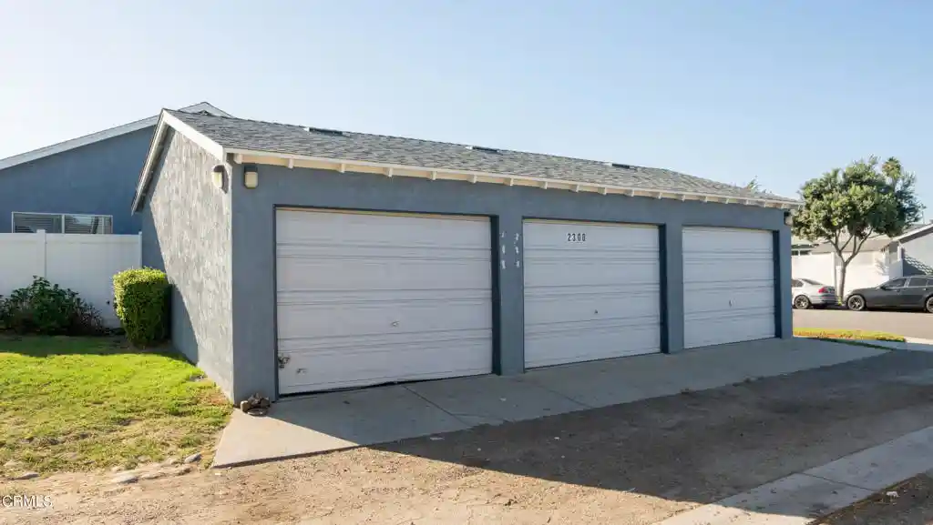 Listing Photo 4 - Condo for sale in 2310 Alexander St located at 2310 Alexander St, Oxnard, CA 93033 - Unit 2310 Alexander St