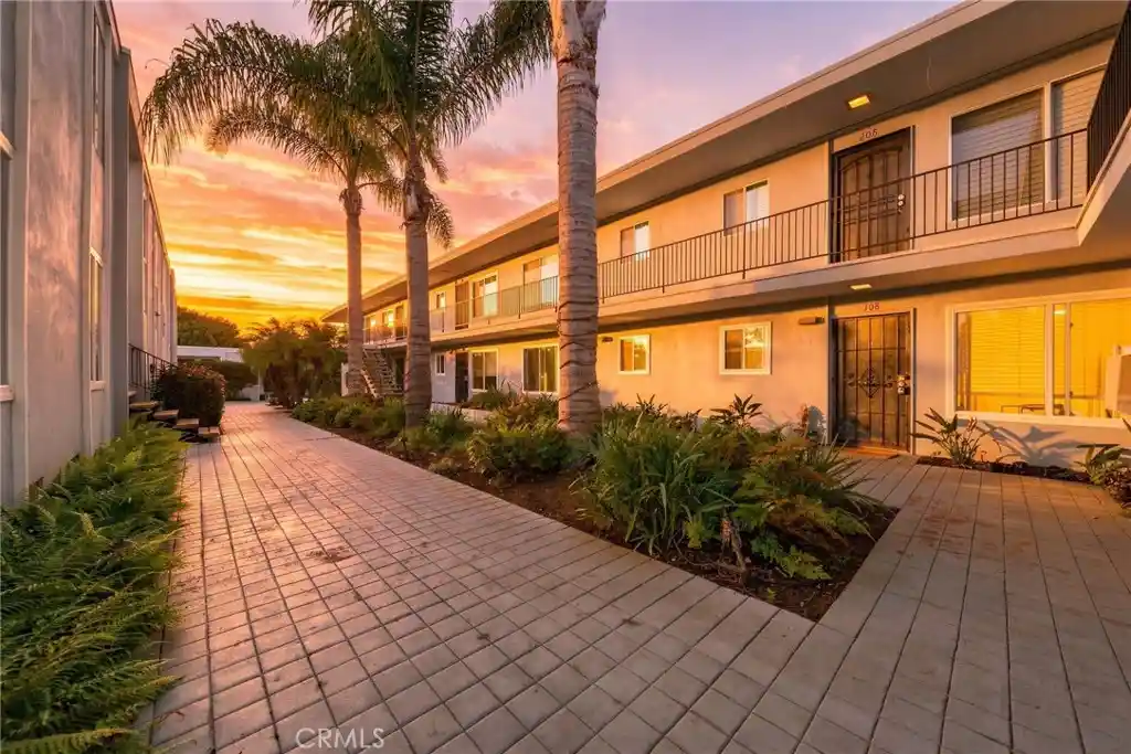 Photo 1 of Sale Pending at 4750 Noyes St #116, San Diego, CA 92109 | MLS# ND26216677 | Listing updated on 2026-10-21