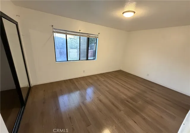 Listing Photo 4 - Condo for sale in building located at 312 E Plymouth St, Inglewood, CA 90302 - Unit #4