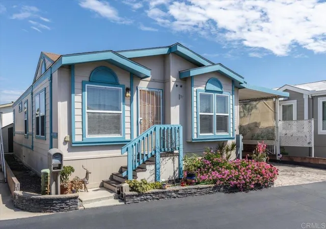Photo 1 of Manufactured home for sale at 176 Flicker Ln, Oceanside, CA 92057 | MLS# NDP2609283 | Listing updated on 2026-10-29