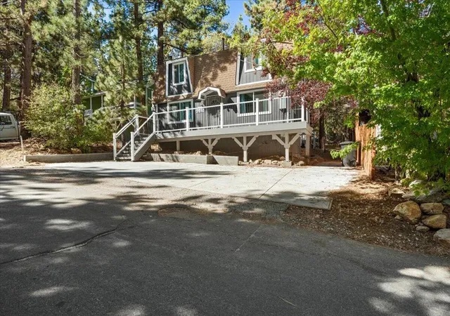 Photo 2 of Single family home for sale at 800 Cedar Ln, Sugarloaf, CA 92386 | MLS# 219153849DA | Listing updated on 2026-10-07