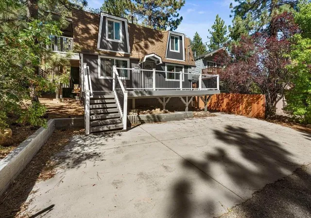 Photo 3 of Single family home for sale at 800 Cedar Ln, Sugarloaf, CA 92386 | MLS# 219153849DA | Listing updated on 2026-10-07
