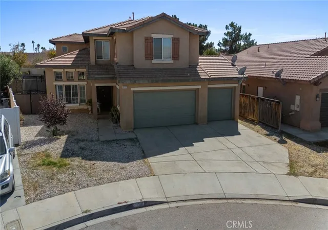 Photo 2 of Single family home for sale at 12777 Boeing Ct, Victorville, CA 92392 | MLS# DW26217151 | Listing updated on 2026-10-11
