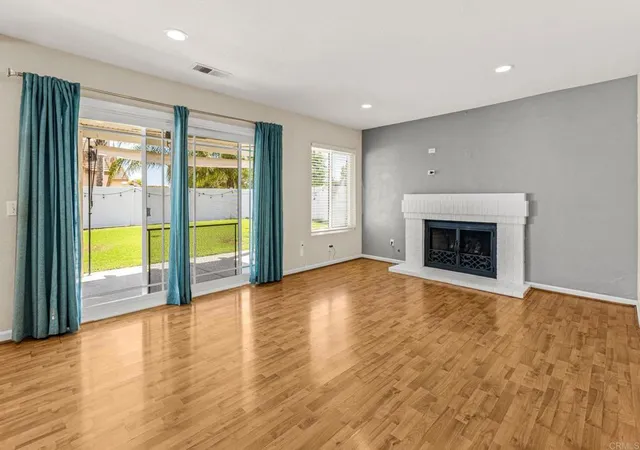 Photo 3 of Single family home for sale at 25471 Lacebark Dr, Murrieta, CA 92563 | MLS# NDP2609284 | Listing updated on 2026-10-07