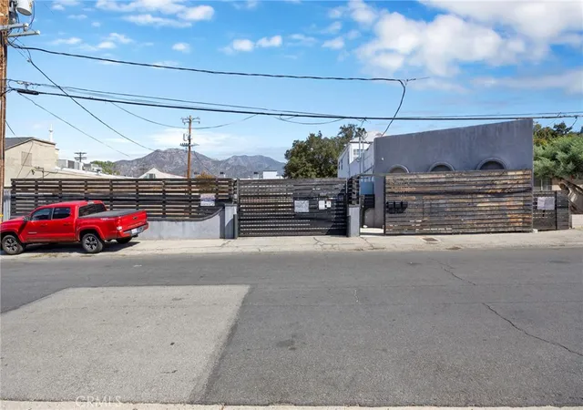 Multi family home for sale at 10446 Scoville, Sunland, CA 91040 | MLS# GD26215660