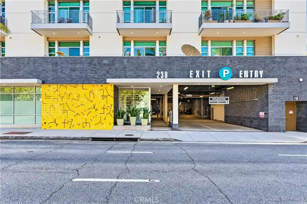 Listing Photo 29 - Condo for sale in 238 S Arroyo located at 238 S Arroyo, Pasadena, CA 91105 - Unit #303