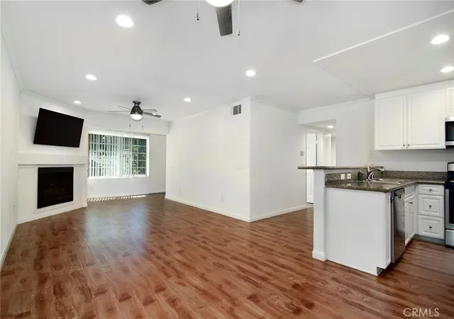 Condo for sale at 5525 Canoga Ave #124, Woodland Hills, CA 91367 | MLS# SR26216252