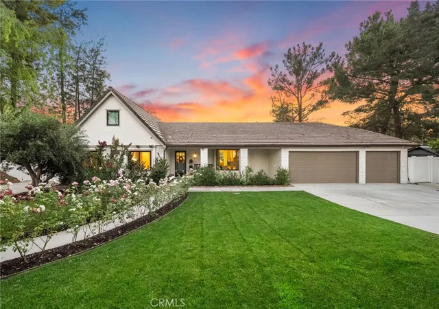 Photo 3 of Single family home for sale at 31560 Avenida Del Reposo, Temecula, CA 92591 | MLS# SW26163463 | Listing updated on 2026-10-10