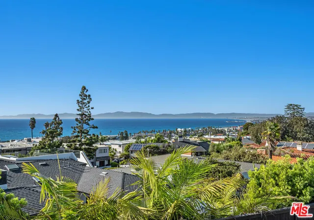 Photo 2 of Single family home for sale at 241 Calle Mayor, Redondo Beach, CA 90277 | MLS# 26995309 | Listing updated on 2026-10-08