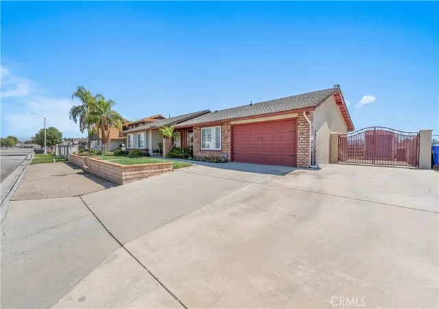 Photo 2 of Single family home for sale at 11658 Del Sur, Jurupa Valley, CA 91752 | MLS# CV26200597 | Listing updated on 2026-10-11