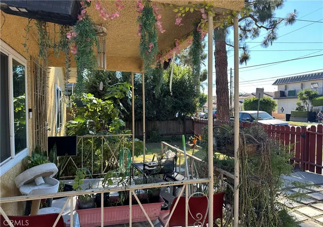 Photo 3 of Multi family home for sale at 124 N Cedar, Inglewood, CA 90301 | MLS# DW26217219 | Listing updated on 2026-10-09