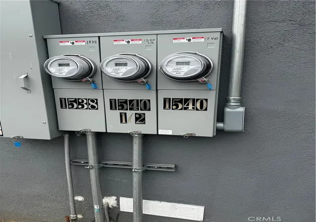 Photo 3 of House for sale at 1538 West 85th, Los Angeles, CA 90047 | MLS# SB26216511 | Listing updated on 2026-10-07