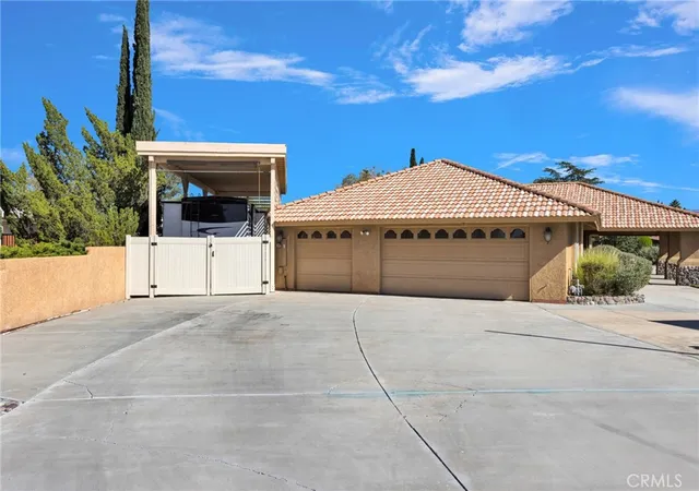 Photo 3 of Single family home for sale at 13371 Waco Ln, Apple Valley, CA 92308 | MLS# CV26170638 | Listing updated on 2026-10-07