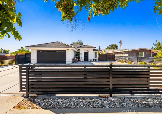 Photo 1 of Single family home for sale at 16237 Smoke Tree, Hesperia, CA 92345 | MLS# CV26217299 | Listing updated on 2026-10-10