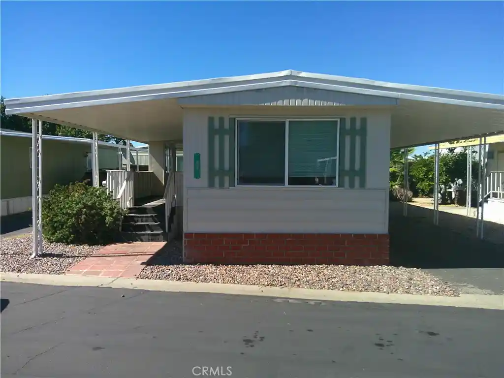 Photo 1 of Manufactured home for sale at 260 N Lyon #97, Hemet, CA 92543 | MLS# IV26215338 | Listing updated on 2026-10-14