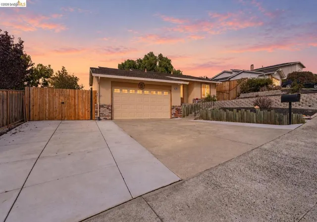 Single family home for sale at 907 Badger Way, Antioch, CA 94509 | MLS# 41150393