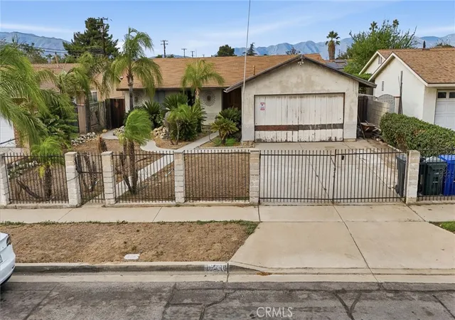 Photo 2 of Single family home for sale at 17710 Malaga Dr, Fontana, CA 92336 | MLS# CV26217357 | Listing updated on 2026-10-11
