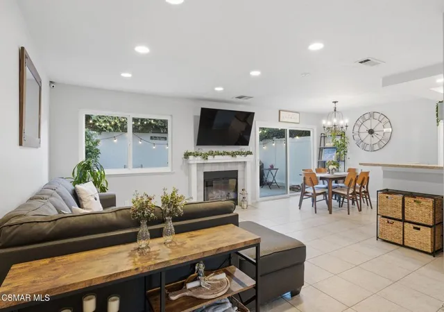 Photo 3 of Townhouse for sale at 228 Hl Ranch Dr, Thousand Oaks, CA 91362 | MLS# 226004750 | Listing updated on 2026-10-06