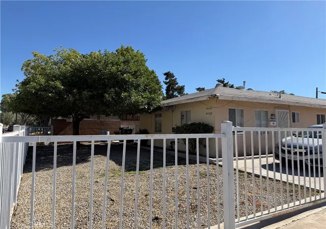 Multi family home for sale at 44101 Beech, Lancaster, CA 93534 | MLS# SR26216971