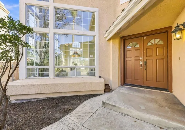 Photo 3 of Single family home for sale at 556 Parkside Dr, Chula Vista, CA 91910 | MLS# 260024266SD | Listing updated on 2026-10-09