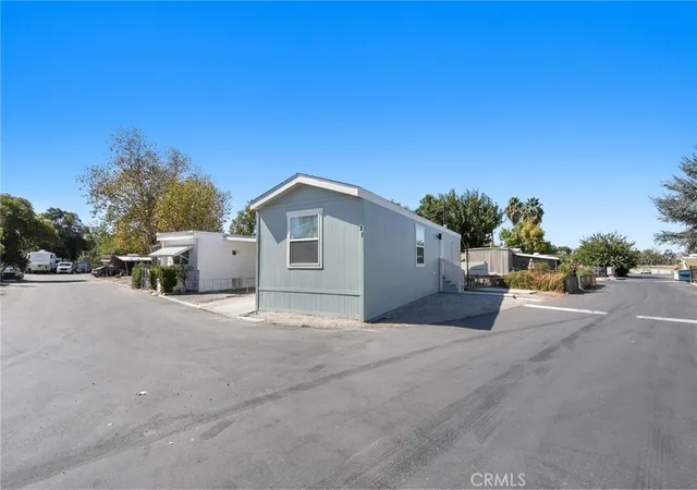 Photo 1 of Manufactured home for sale at 2150 S San Jacinto Ave #21, San Jacinto, CA 92583 | MLS# WS26216783 | Listing updated on 2026-10-06