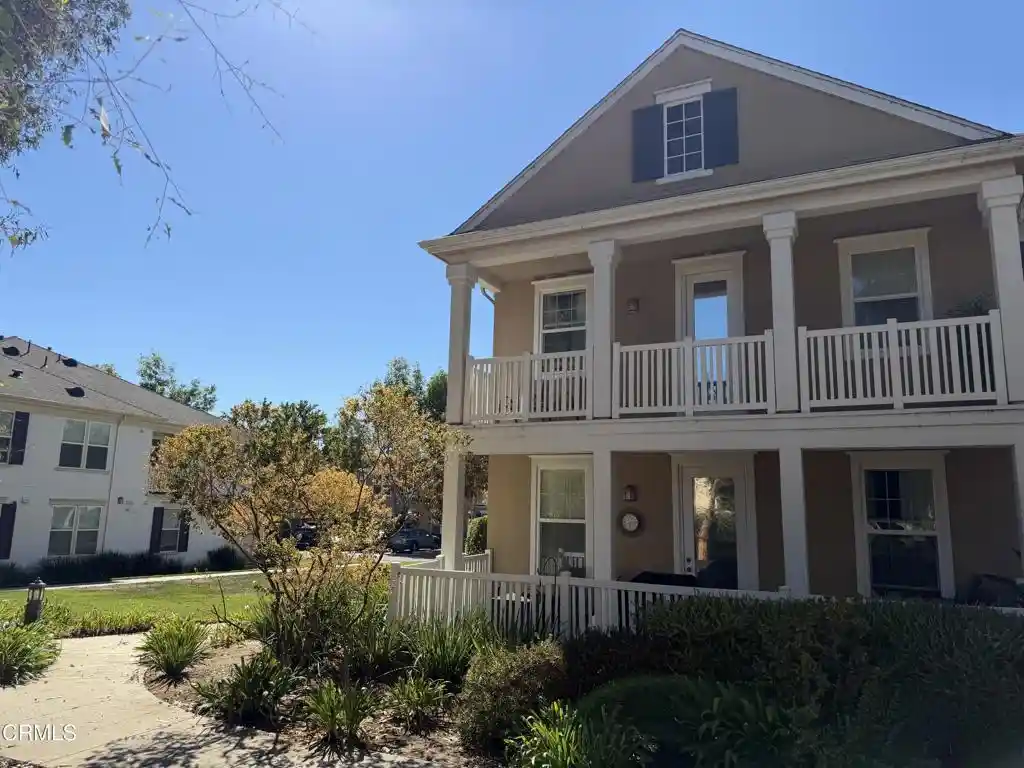 Condo for sale at 900 Fitzgerald Ave, Ventura, CA 93003 | MLS# V1-39125