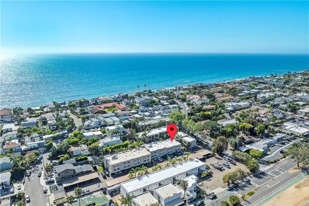 Photo 1 of Condo for sale at 127 W Glaucus St #B, Encinitas, CA 92024 | MLS# IV26217394 | Listing updated on 2026-10-20
