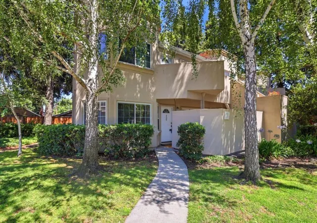 Photo 3 of Condo for sale at 748 Northrup St #332, San Jose, CA 95126 | MLS# ML82063712 | Listing updated on 2026-10-08
