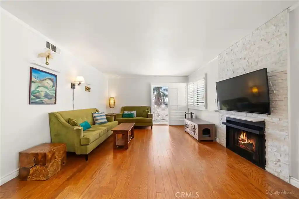 Photo 1 of Condo for sale at 955 East 3rd St #203, Long Beach, CA 90802 | MLS# PW26217465 | Listing updated on 2026-10-17