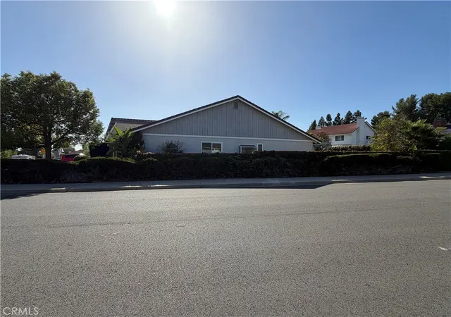 Photo 3 of Single family home for sale at 4325 Mahogany Cir, Yorba Linda, CA 92886 | MLS# OC26217214 | Listing updated on 2026-10-12