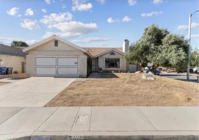 Single family home for sale at 2533 Joshua Hills, Palmdale, CA 93550 | MLS# DW26217531