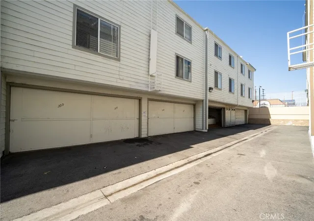 Photo 25 of Condo for sale at 11150 Glenoaks #307, Pacoima, CA 91331 | MLS# GD26217287 | Listing updated on 2026-10-11