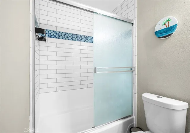 Photo 3 of Condo for sale at 700 W La Veta #C6, Orange, CA 92868 | MLS# TR26217580 | Listing updated on 2026-10-07