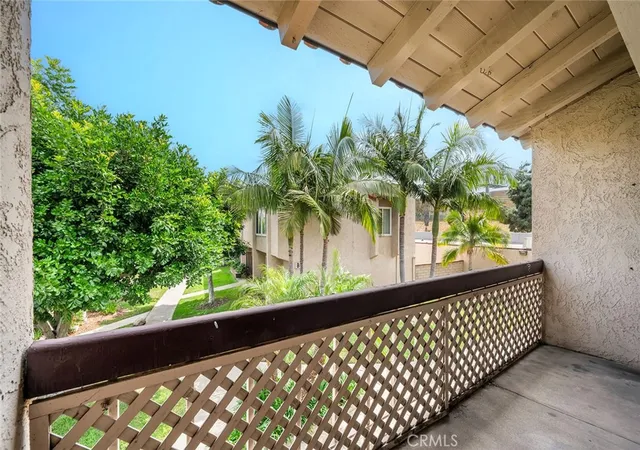Photo 4 of Condo for sale at 700 W La Veta #C6, Orange, CA 92868 | MLS# TR26217580 | Listing updated on 2026-10-07
