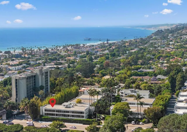 Condo for sale at 2352 Torrey Pines Rd Unit 9, La Jolla, CA 92037 | MLS# 260024286SD